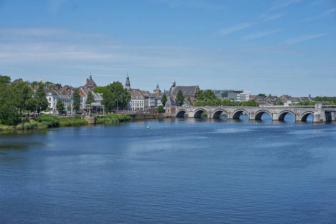 Maastricht bridge